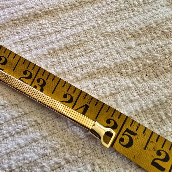 Vintage Gold Slim Belt with Leaf Closure and Twisting Rhinestone Details - Picture 9 of 9